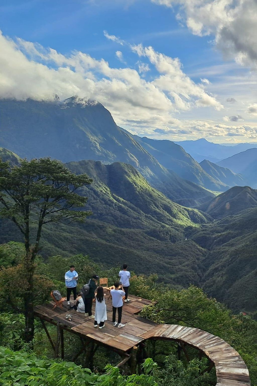 SaPa: 2-Day Villages,Rice Fields, Love Waterfall Hiking Tour - Day One: Suoi Ho, Giang Cha, and the Bamboo Forest