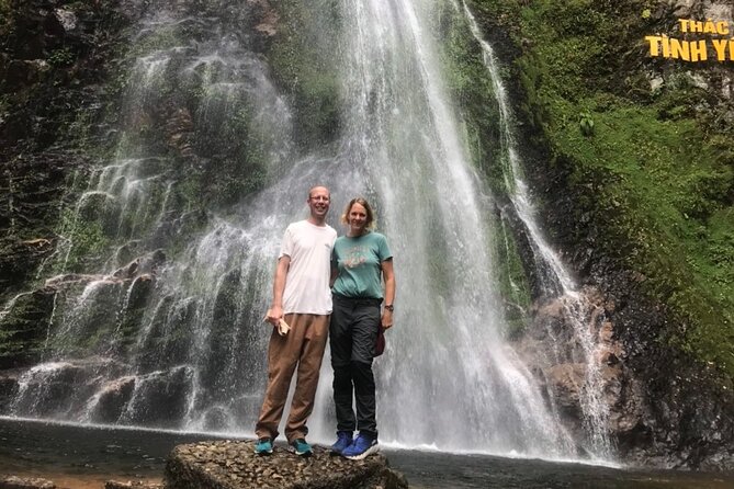 Sapa Love Silver Waterfall, Lonely Tree in Heaven Gate,San Sa Ho - San Sa Ho, tea hills, and the long rural trek