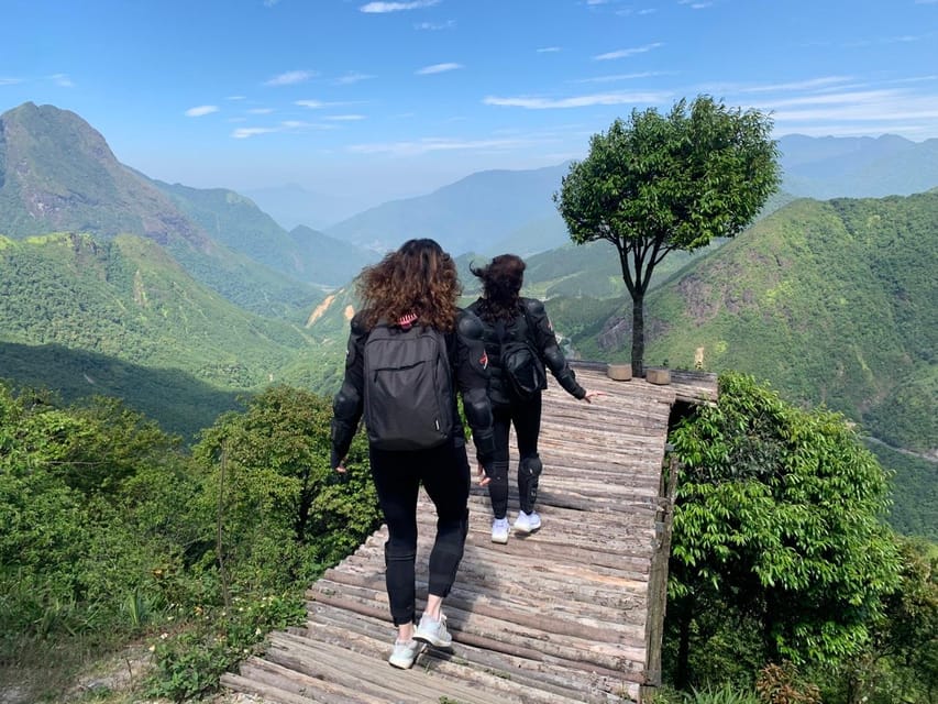 Sapa: Motorbike Tour 1 Day Visit Waterfalls & Local Villages - Silver Waterfall offers a quick, impressive stop