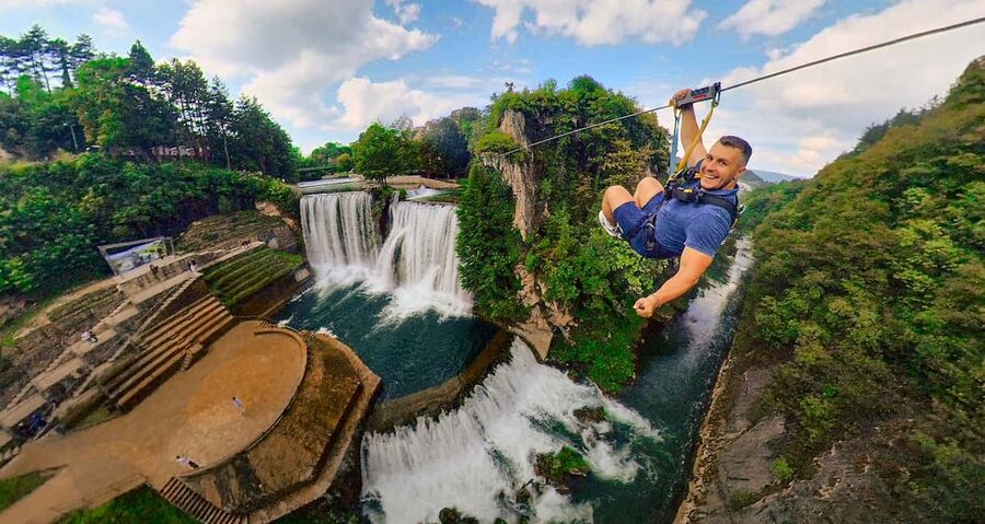 Sarajevo: Jajce Waterfall, Travnik & Pliva Lake Tour - Pliva Lake viewpoint: a gentle start