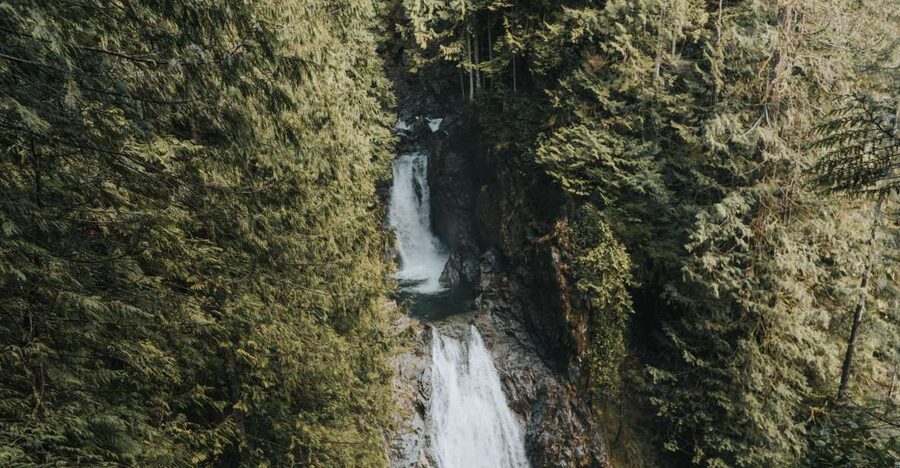 Seattle: Waterfall Wonderland Hike in Wallace Falls Park - The six-mile route to three falls