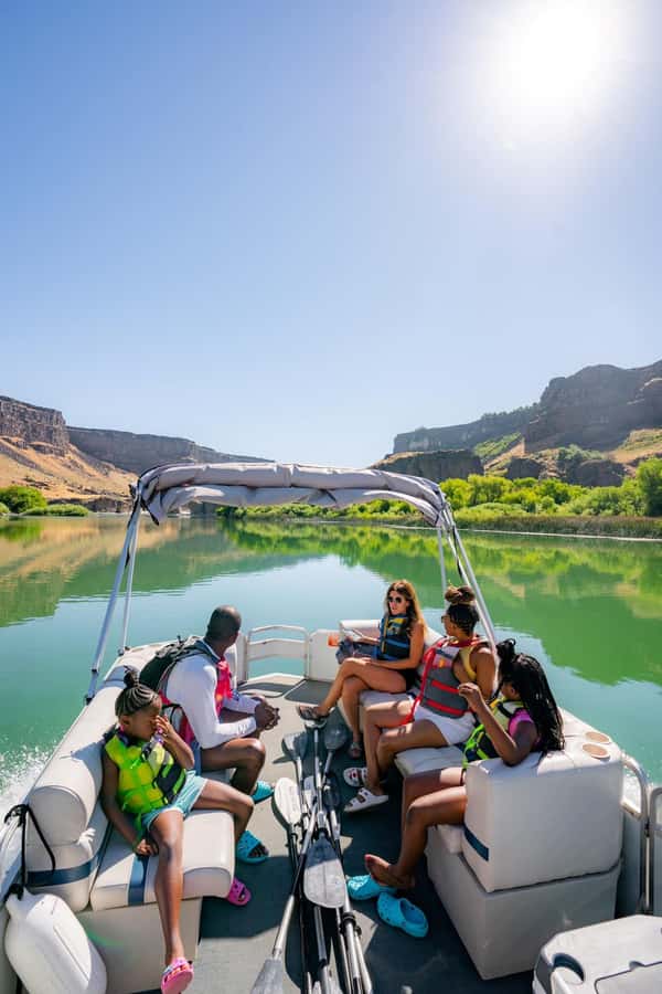 Shoshone Falls: Guided Kayak Tour - Who Will Enjoy This River Adventure