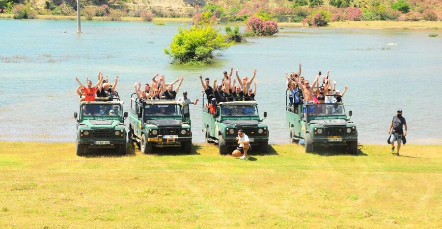Side: Green Canyon and Waterfall Jeep Safari with Lunch - Roman aqueducts and mountain photo stops