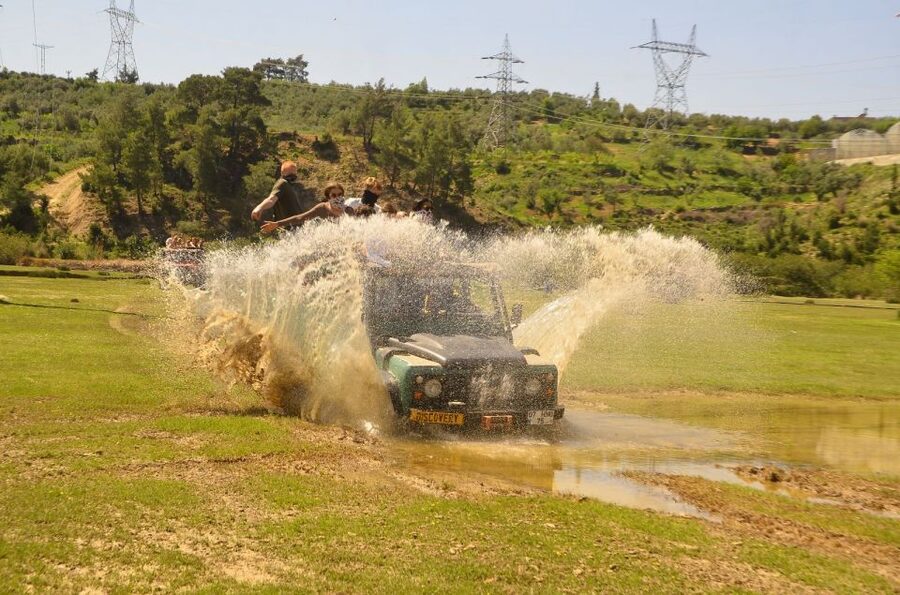 Side: Green Canyon and Waterfall Jeep Safari with Lunch - Green Lake lunch and swimming stop