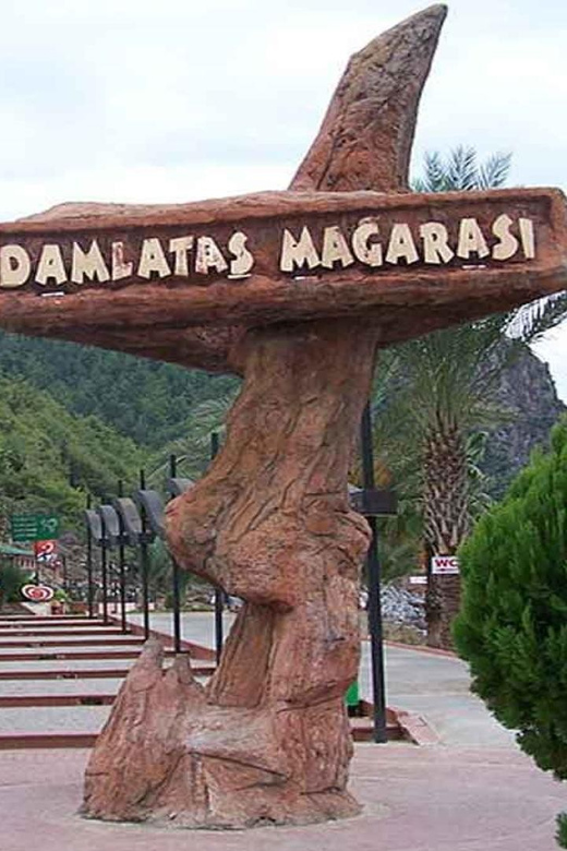 Side Mix Tour: Cabrio Safari & Green Canyon Boat & Waterfall - One hour on Green Lake