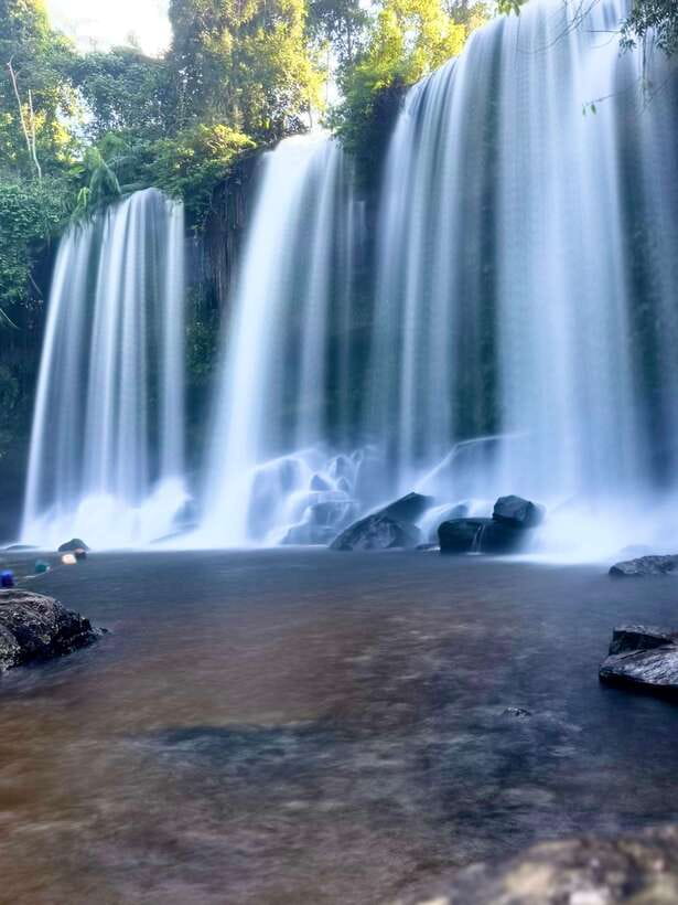 Siem Reap: Kulen Waterfall and Banteay Srei Exploration - Guides, vehicles, and the feel of the day