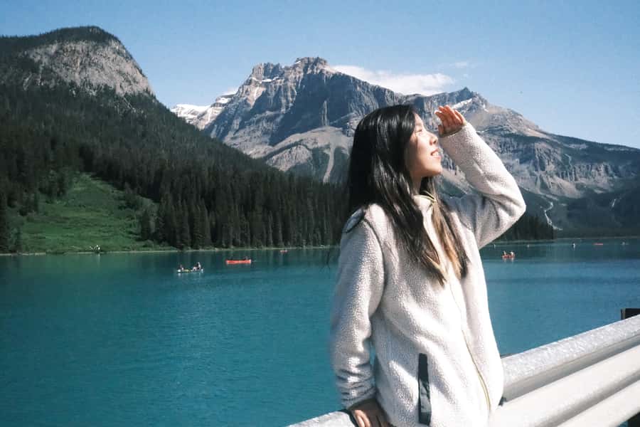 Small Grp: Emerald Lake (Optional Canoe) & Takakkaw Falls - Natural Bridge: a short stop with real drama
