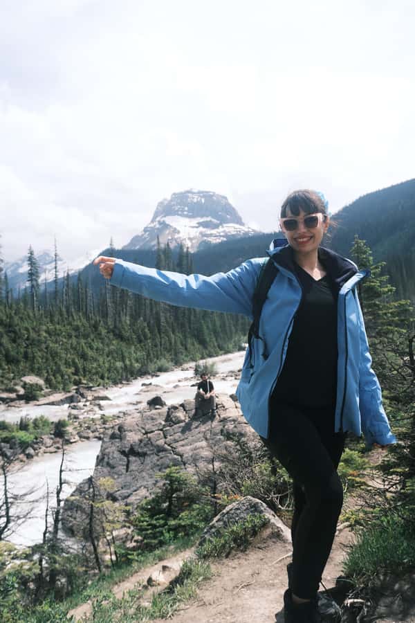 Small Grp: Emerald Lake (Optional Canoe) & Takakkaw Falls - Takakkaw Falls and the sound of falling water