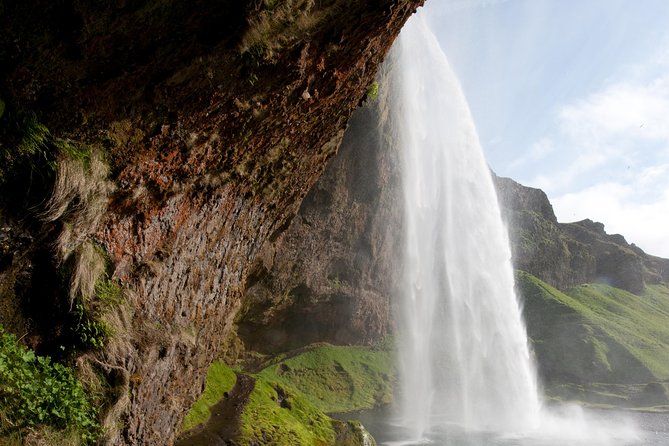 South Coast, Waterfalls and Vík village from Reykjavik - Vík: the practical pause in a long day