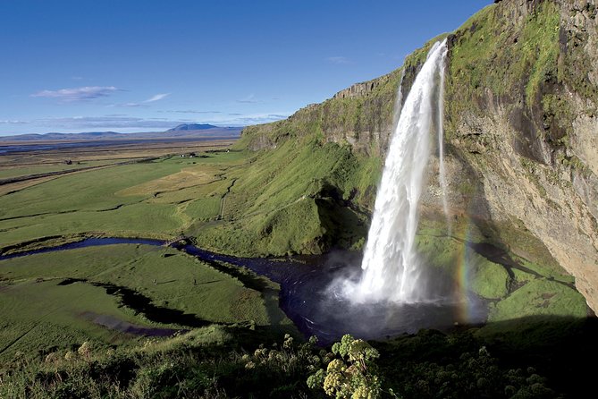 South Coast, Waterfalls and Vík village from Reykjavik - Seljalandsfoss: the waterfall you can walk behind