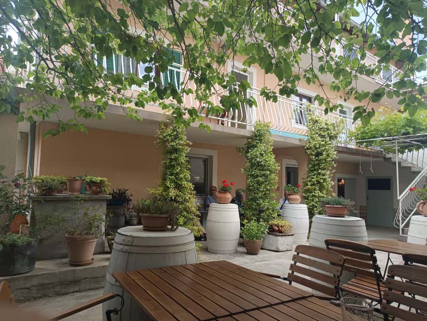 Split/Kaštela/Trogir: Krka Private Tour-option: Wine Tasting - Who should book this tour