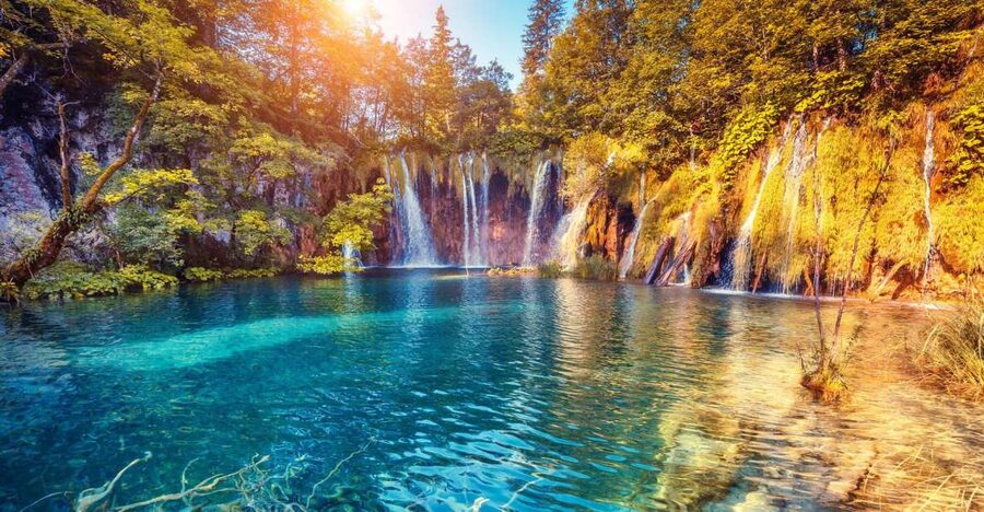 Split: Transfer to Zagreb with Plitvice Lakes Entry Tickets - The first 3.5 hours on the road