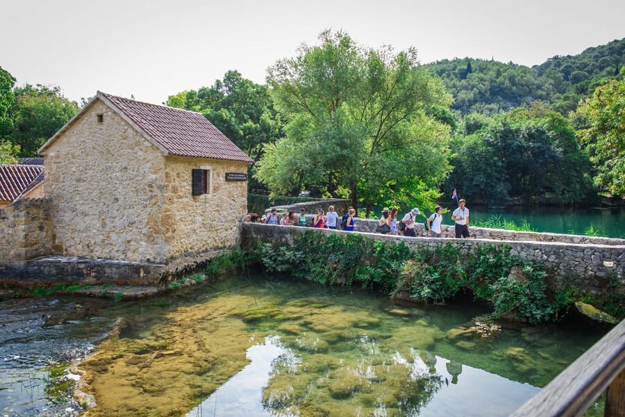 Split/Trogir: Krka National Park Day Trip & Boat to Skradin - Two hours, or less, in Skradin