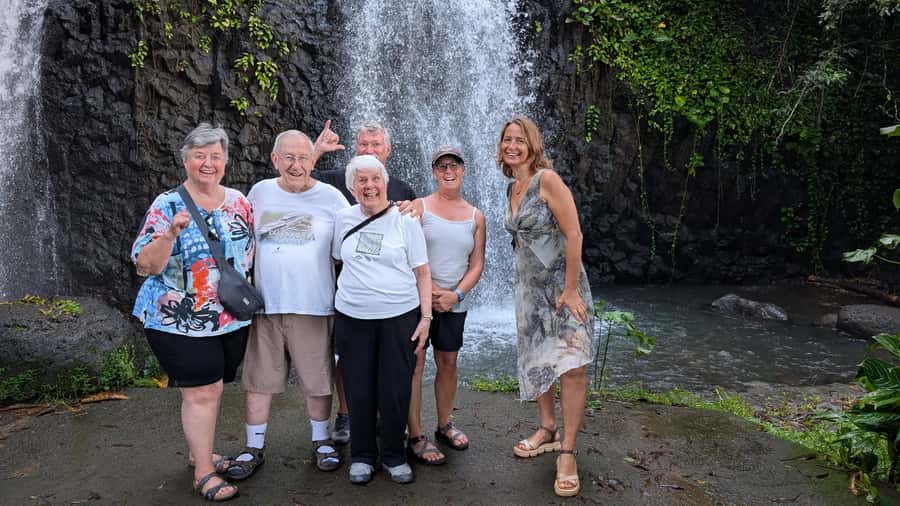 Tahiti Half Day Small Group Circle Tour - Waterfalls & Caves - A practical half-day introduction to Tahiti