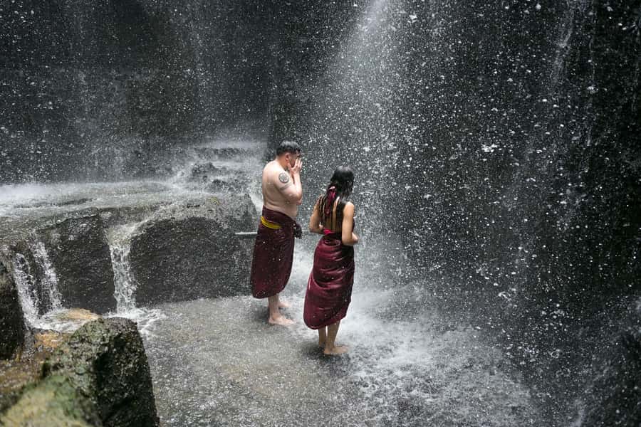 Taman Beji Griya Waterfall: Holy Bathing/Soul Retreat Ritual - The jamu drink and time to dry off