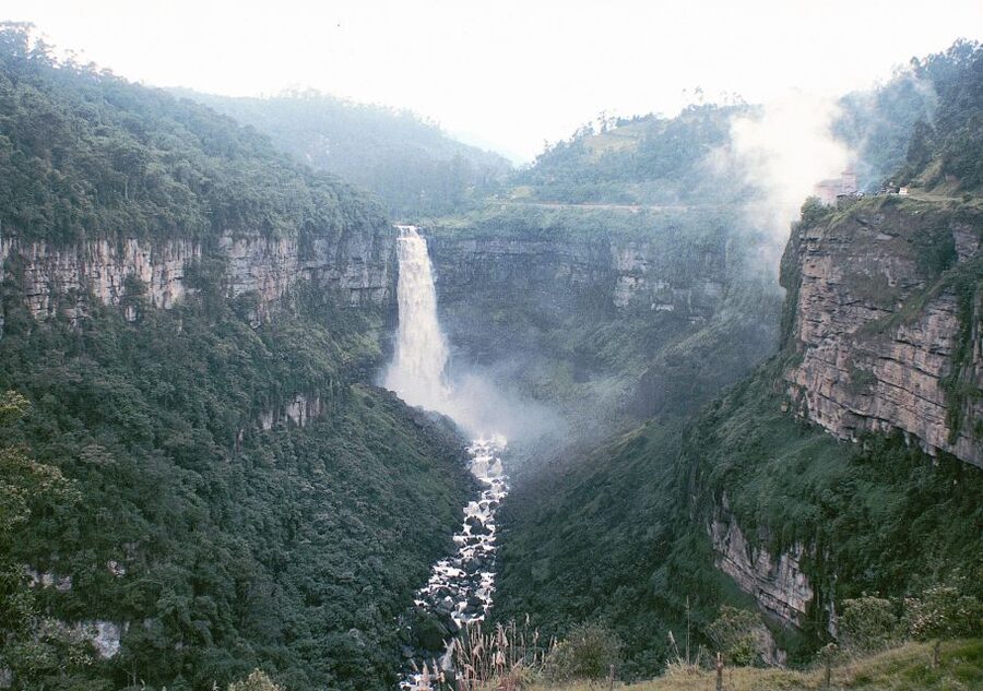 Tequendama Falls and Coffee Hacienda Day Trip from Bogotá - The old El Salto hotel adds a strange chapter