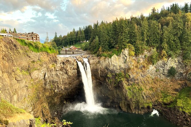 The Best of Seattle and Majestic Snoqualmie Waterfalls - Handmade chocolate, with an important expectation