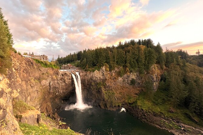 The Best of Seattle and Majestic Snoqualmie Waterfalls - The Fremont Troll and Ballard Locks