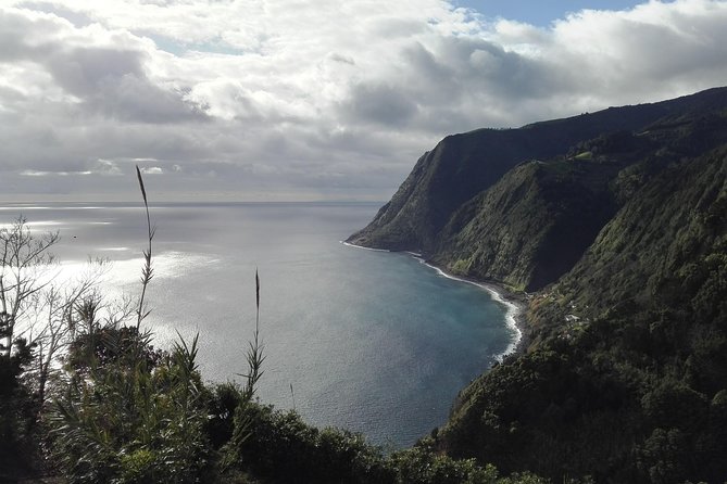The Great waterfalls Hiking tour - The morning pickup and drive to Lomba de São Pedro