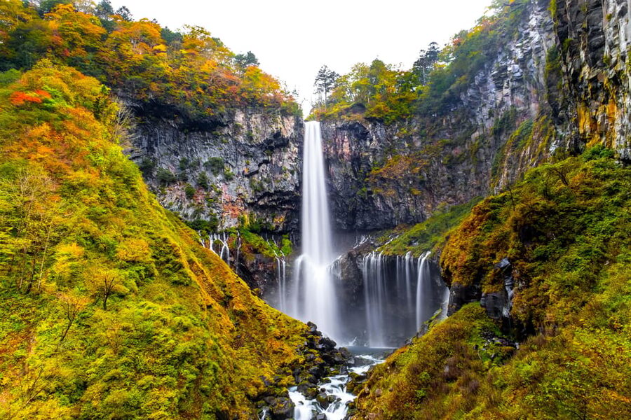 Tokyo: Nikko Toshogu Shrine and Kegon Waterfall Tour - Shinkyo Bridge and the changing first stop