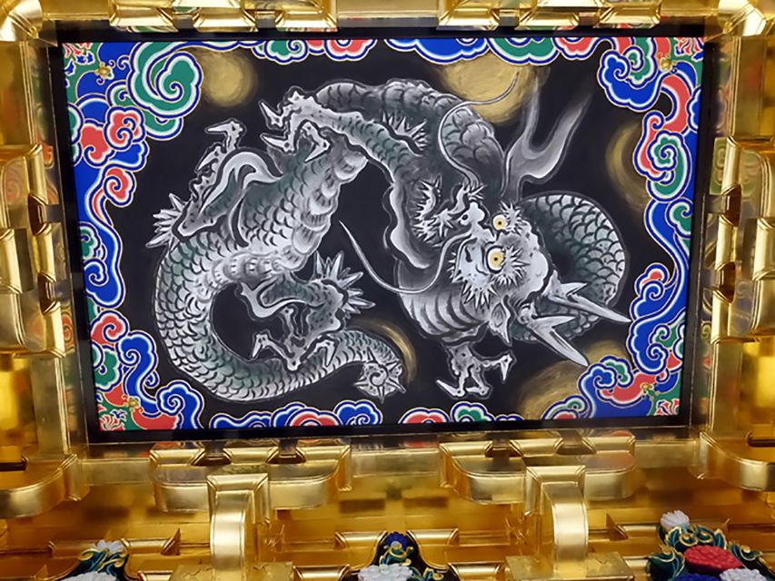 Tokyo: Nikko Toshogu Shrine and Kegon Waterfall Tour - Toshogu Shrine, Nikko’s main event