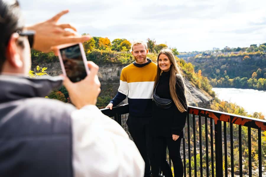 Toronto: Falls Day Tour with Boat Cruise & Niagara-the-Lake - Why this Toronto to Niagara Falls trip works