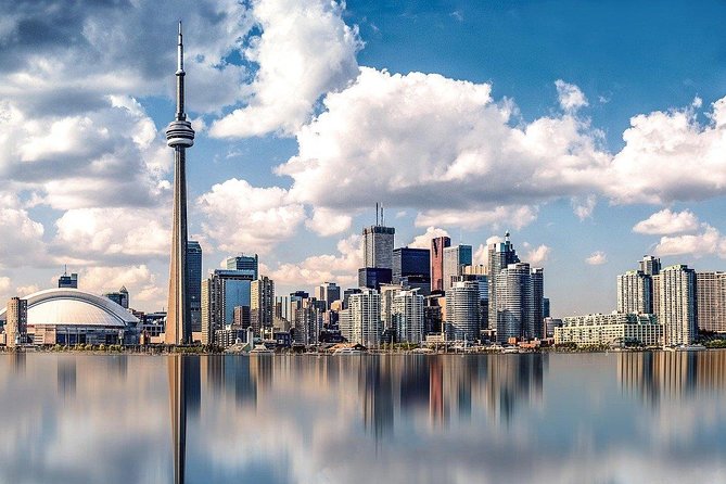 Toronto & Niagara Falls 2 Days Tour - Day two: Skylon Tower and the roar of Niagara