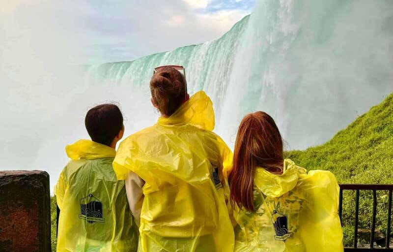 Toronto: Niagara Falls, Boat Ride & Journey Behind the Falls - Journey Behind the Falls and the Canadian viewpoints