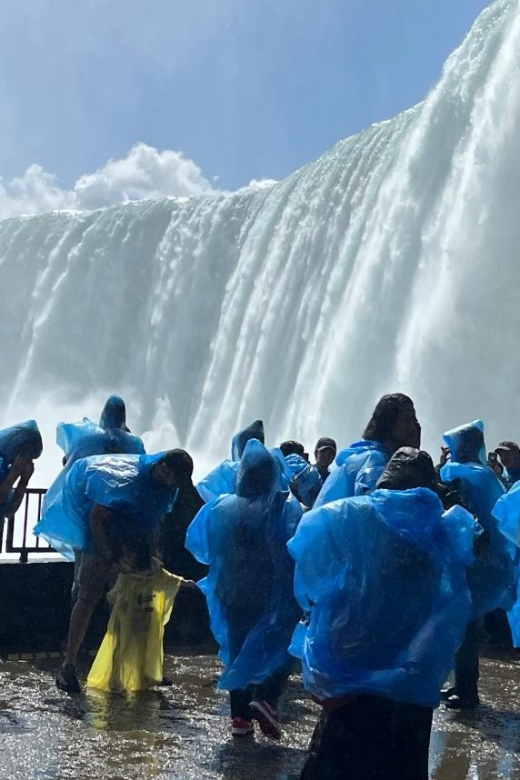 Toronto: Niagara Falls Day & Evening Tour + Top Attractions - Who should book this Niagara Falls tour?