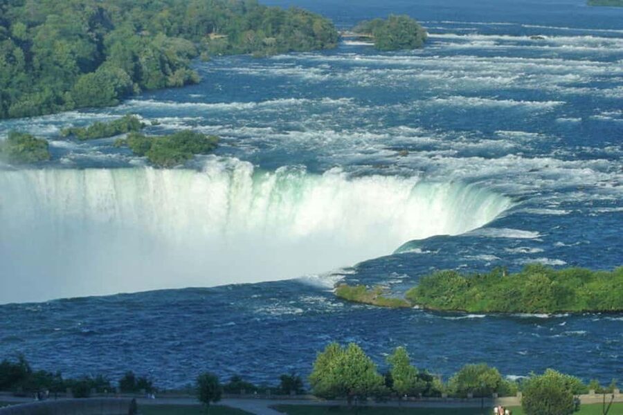 Toronto: Niagara Falls Day Tour with Boat Option - Niagara Falls: three hours near the main sights