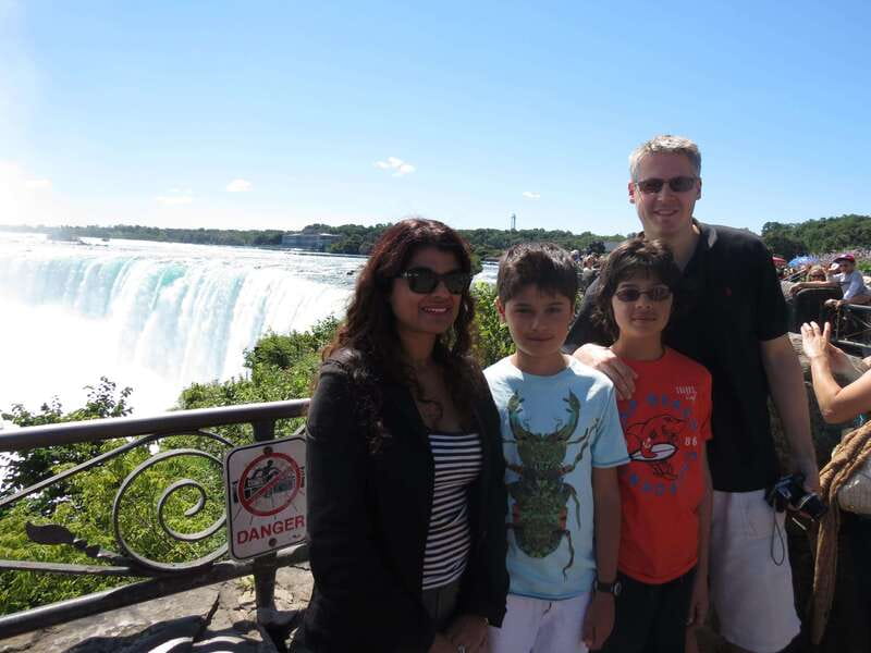Toronto: Niagara Falls Day Tour with Boat Option - The 1.5-hour ride south from Toronto