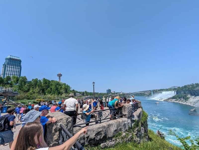 Toronto: Niagara Falls Day Tour with Boat Tour Option - Final call: book it for convenience, not complete freedom