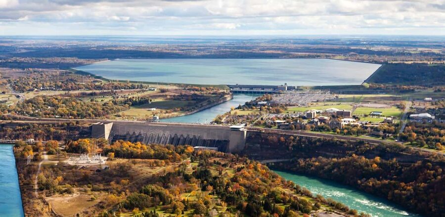 Toronto: Niagara Falls & NOTL Heritage Town Guided Day Tour - Who should book this Niagara tour?