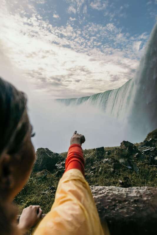 Toronto to Niagara Falls: Boat Ride & Behind the falls Tour - Behind the Horseshoe Falls