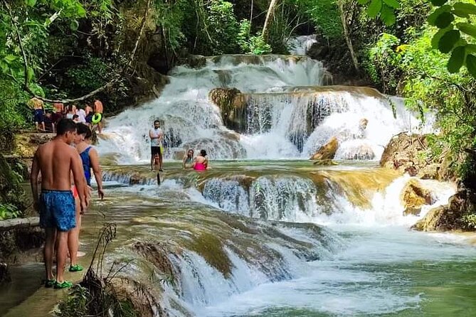 Tour to Copalitilla Magical Waterfalls from Huatulco with admission included - Copalitilla at a glance