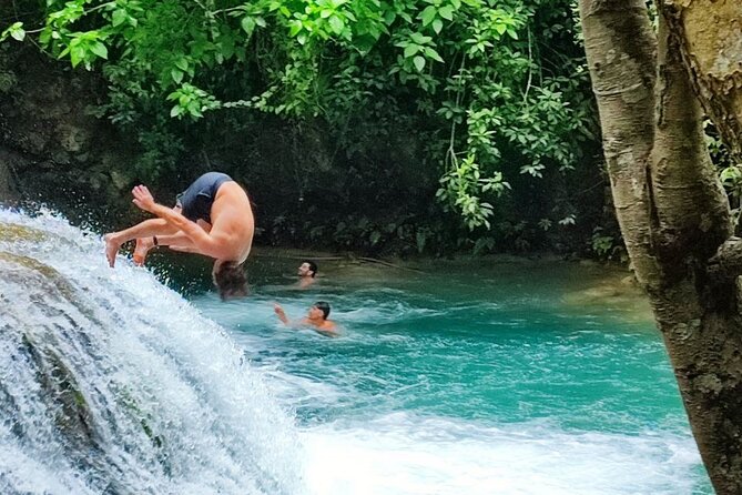 Tour to Copalitilla Magical Waterfalls from Huatulco with admission included - What the guides add to the day