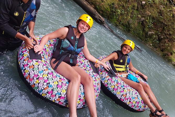 Tubing in Rio Celeste - What happens from the meeting point to the river