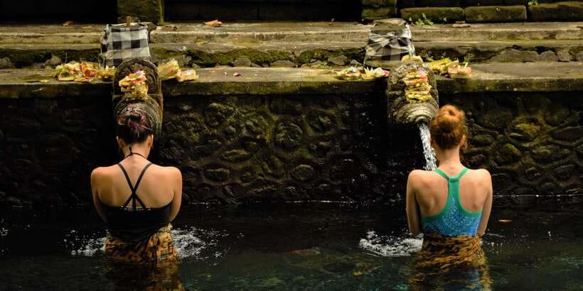 Ubud: Rice Terrace, Holy Water Temple & Waterfalls Trek Tour - Kanto Lampo: tiered cascades and better photo angles