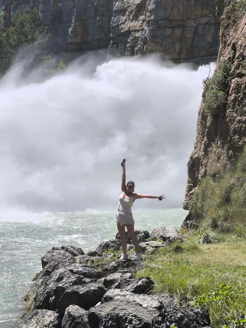 Valencia: Montanejos Thermal Spring & Girlfriend Waterfall - Should you book the Montanejos day trip?