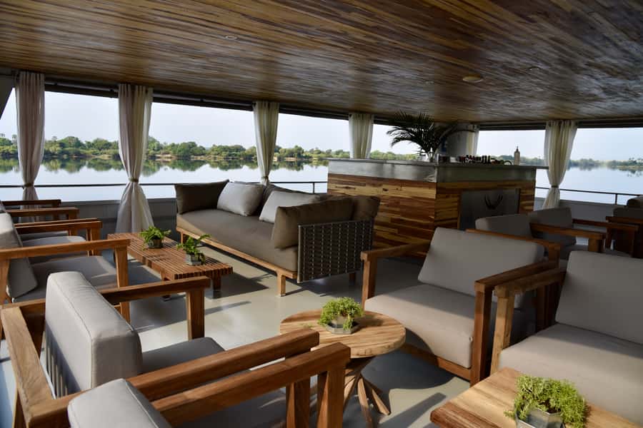 Victoria Falls: 2-Hour Luxury Zambezi River Sunset Cruise - Who should book this Zambezi cruise?