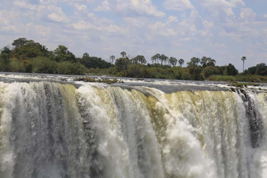 Victoria Falls: Private Guided Tour of the Waterfalls - Small practical details that matter
