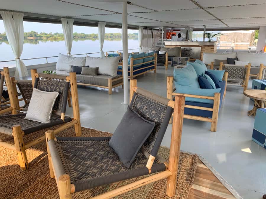 Victoria Falls: Sunset Cruise and Dinner at The Eatery - Is $110 good value?