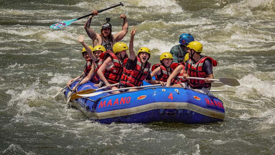 Victoria Falls: Zambezi Half-Day Rafting - From Livingstone or Victoria Falls to the river