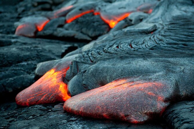 Volcano, Chocolate and Waterfalls of the Big Island - What makes this Big Island tour worth your day