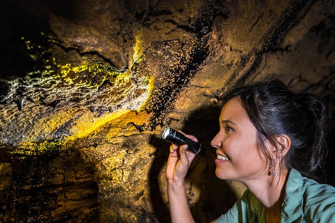Volcano, Chocolate and Waterfalls of the Big Island - Four hours around Kilauea