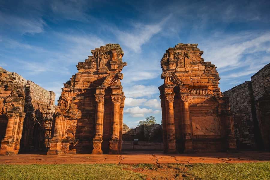 Wanda Mines and San Ignácio Ruins (Foz/Puerto Iguazu) - Walking through the San Ignacio Mission