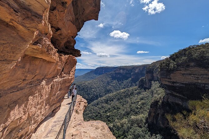 Wilderness, Waterfalls, Three Sisters BLUE MOUNTAINS PRIVATE TOUR - Scenic World and the Jamison Valley