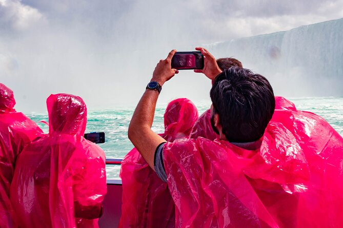 World Famous Boat Cruise with Historical Walking Tour and more - The best Horseshoe Falls viewpoints