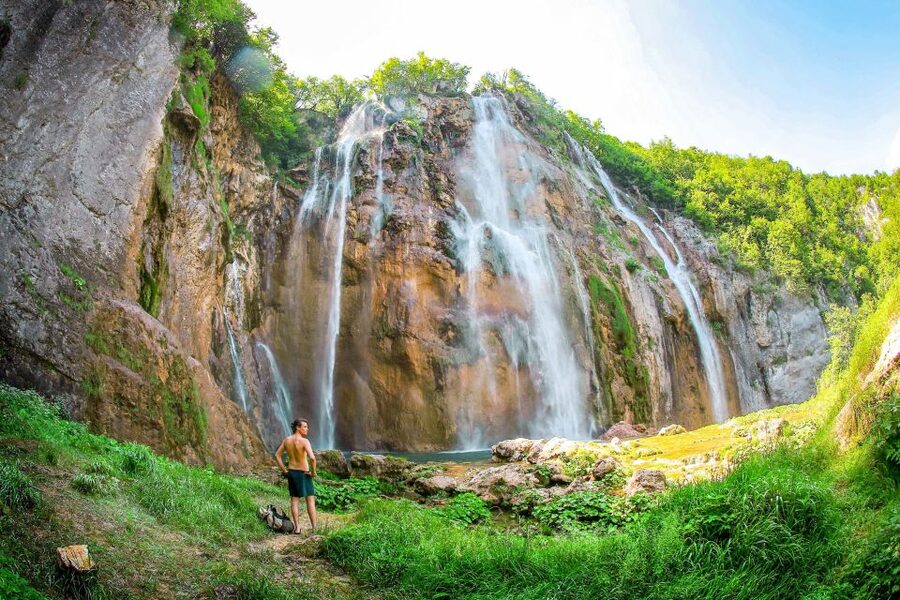 Zadar: Plitvice Lakes Full-Day Guided Tour with a Boat Ride - Who should book this tour?
