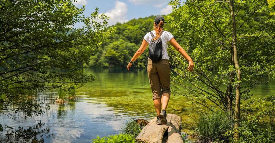 Zadar: Plitvice Lakes Full-Day Guided Tour with a Boat Ride - Why Plitvice works as a day trip from Zadar